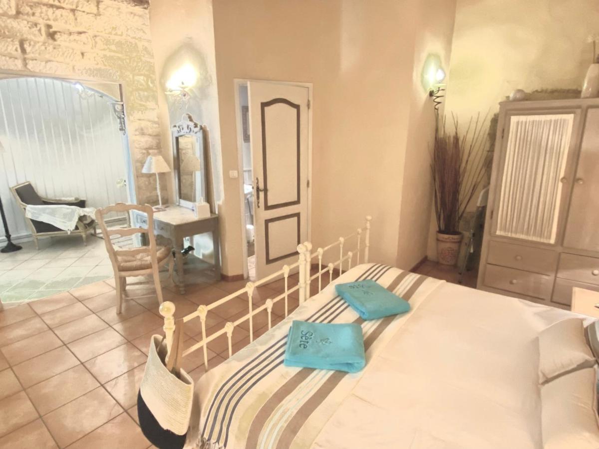 Maison & Table D Hotes Vigniamont Ξενοδοχείο Pézenas Εξωτερικό φωτογραφία